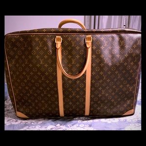 Louis Vuitton Zip Around square size 70 luggage